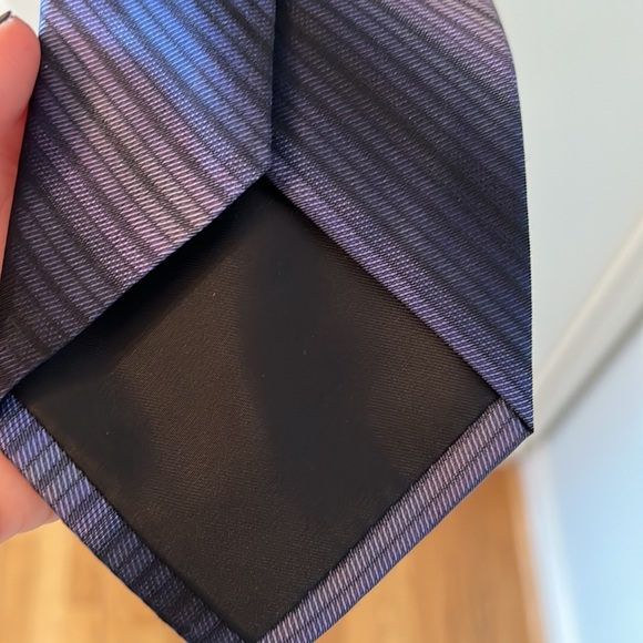 Men's Kenneth Cole Reaction 100% Silk Tie - Picture 7 of 8